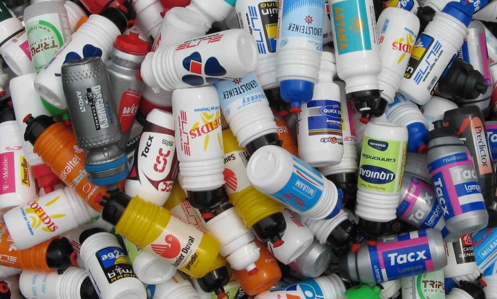 Hervulbare drinkflesjes ‘viezer dan WC-bril’